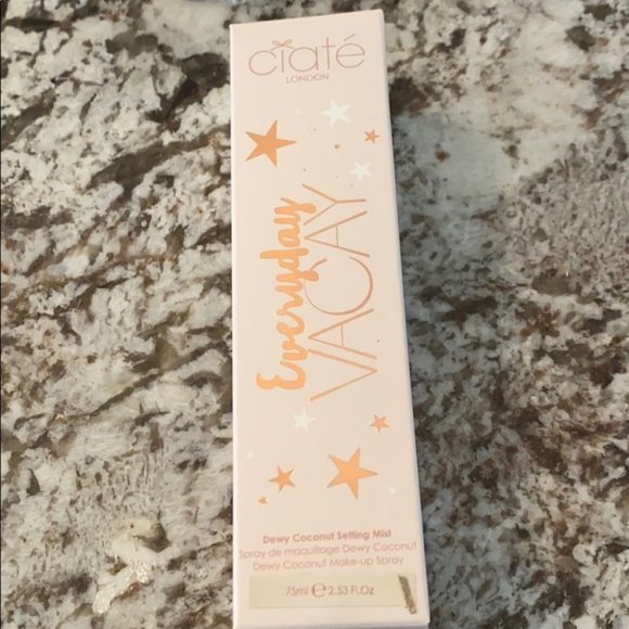 Ciaté London Everyday Vacay Coconut Setting Spray 75ml - Picture 1 of 2